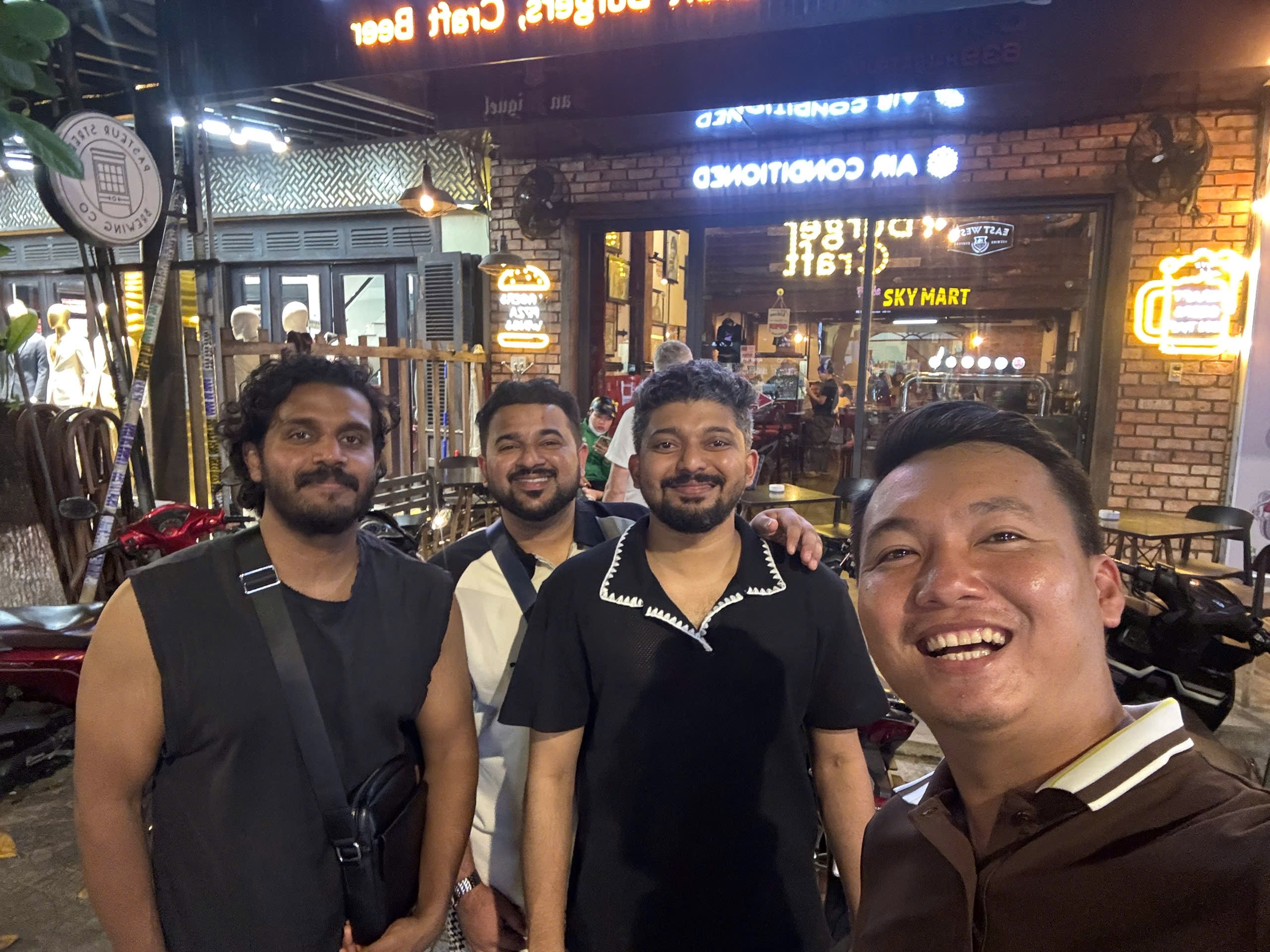 Mr. Fanzeem & Friends