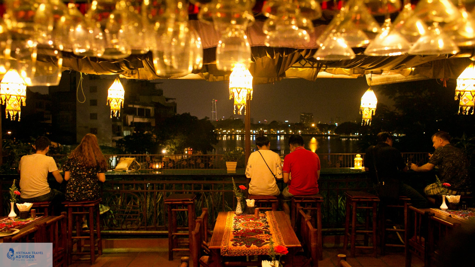 (Lake-view ambiance of Foodshop 45 – Indian Cuisine)