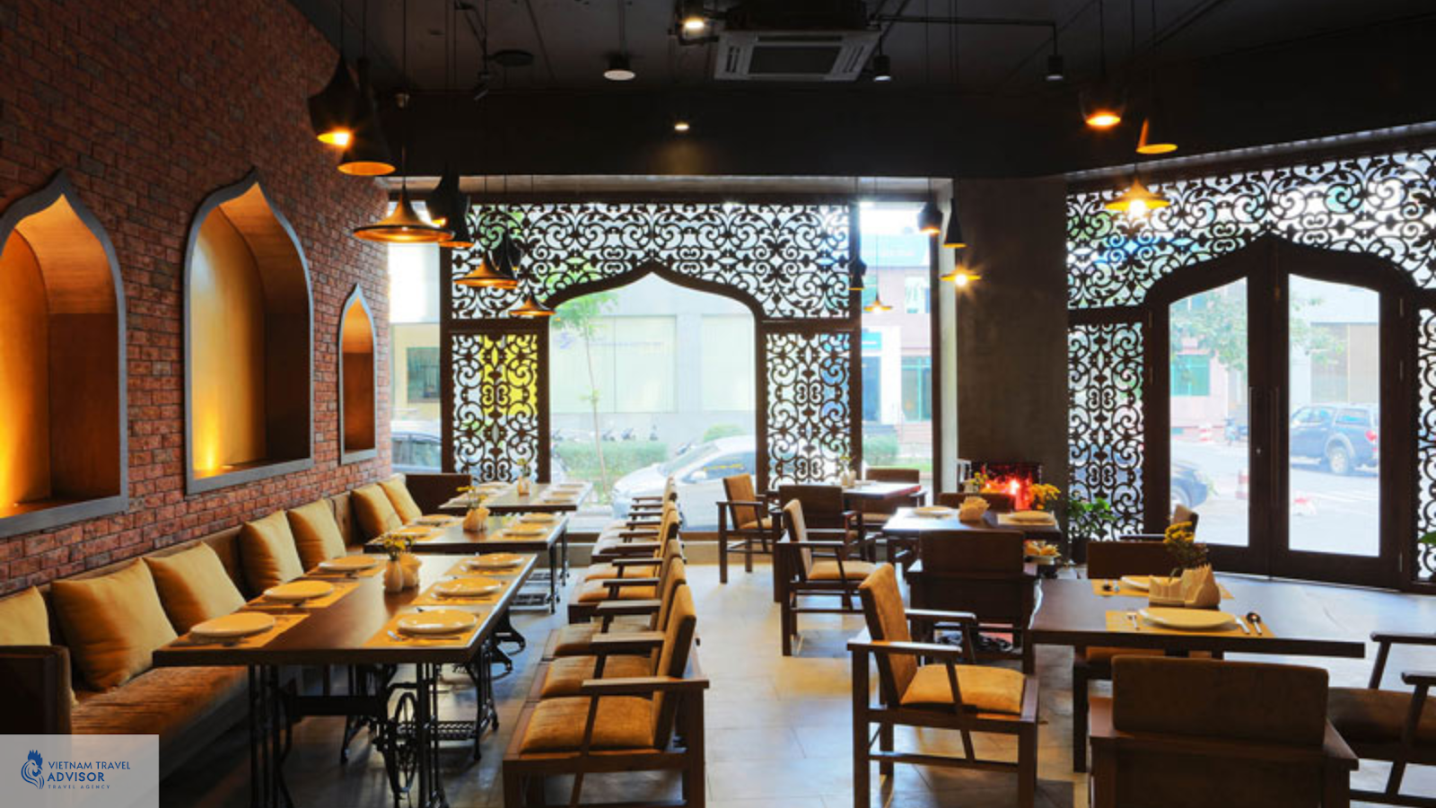 (Interior of Spices Taste of Indian Restaurant)