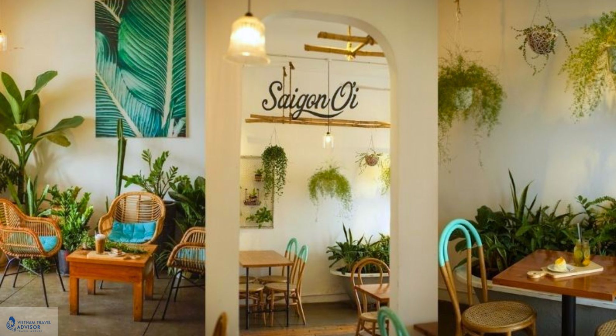 (Space of a coffee shop in Apartment 42 Nguyen Hue)